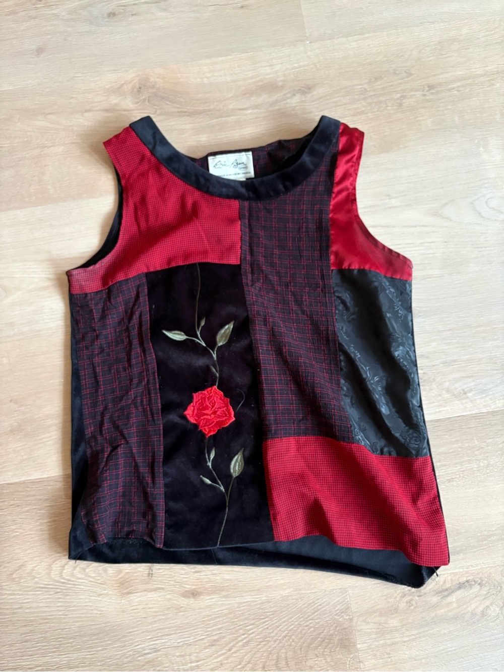 Red and Black Patchwork Sleeveless Top with Rose Embroidery
